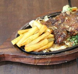 Sizzling Hot Chicken with Fries